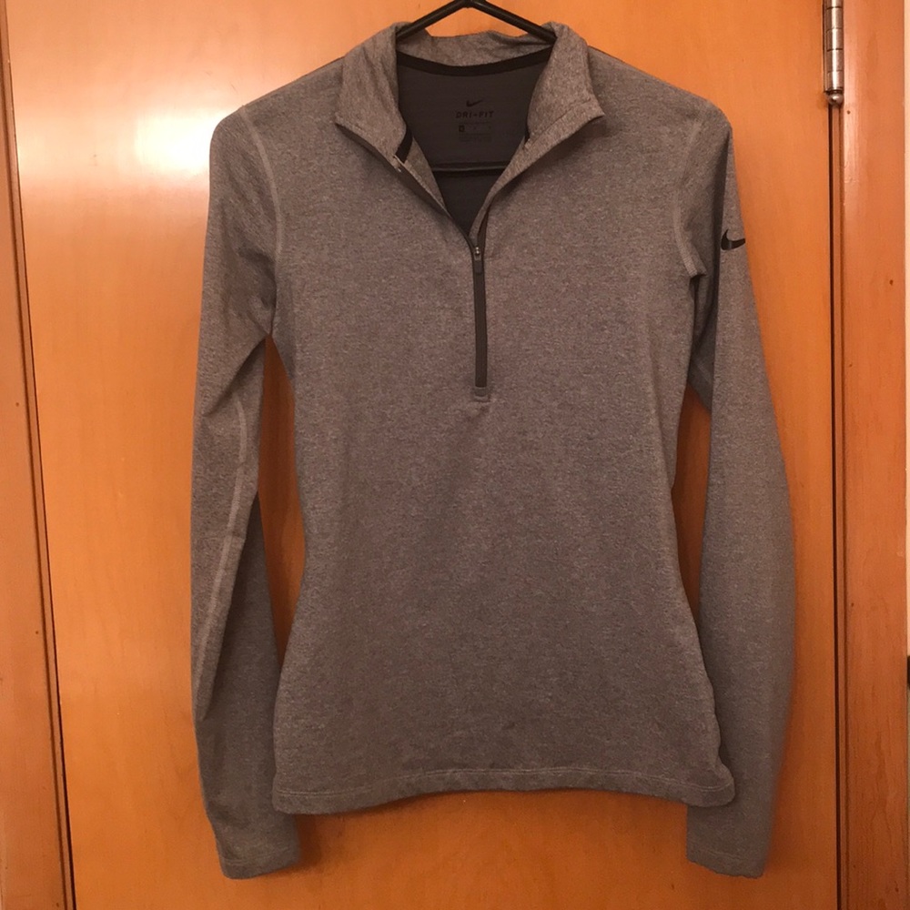 NIKE long sleeve